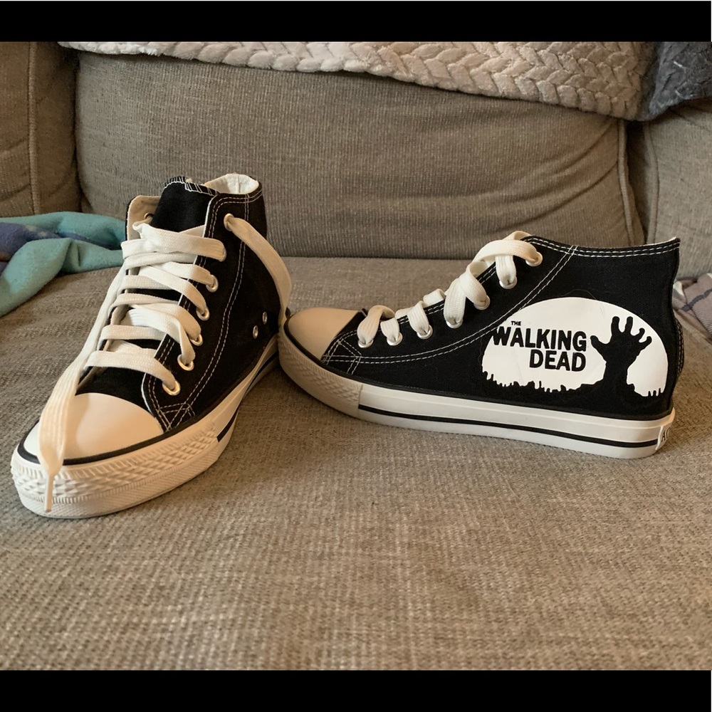 Custom The Walking Dead Converse